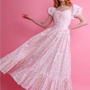 Poppy Angeloff White Strawberry Gazebo Gown - Large
